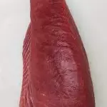 ss-s-top-product-yellow-fin-tuna-loin-02